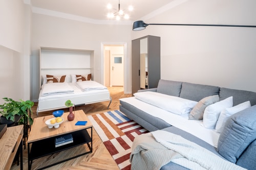 Breathe the Earthy Calm of a 150sqm Home in Berlin 7 Apartamenty do wynajęcia