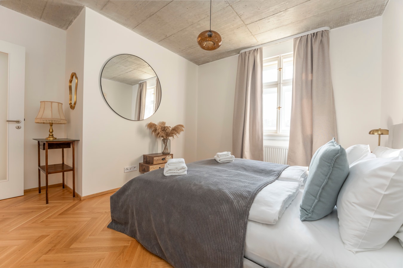 Antique Duplex Penthouse 3BR with 2Bath and AC-501 photo 2