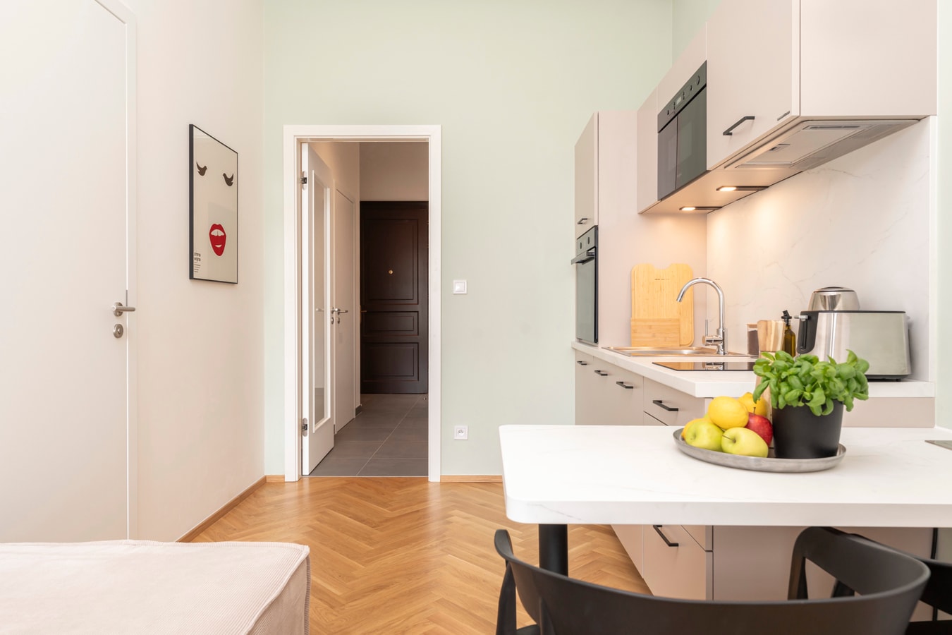 New Studio for a Great Price - no. 302 photo 2