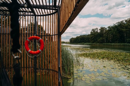 WATER HIDEOUT Floating Villa in wild nature 74 Flataway