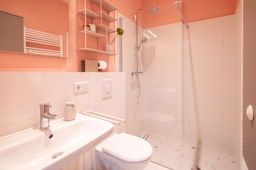 Breathe the Earthy Calm of a 150sqm Home in Berlin 37 Apartamenty do wynajęcia