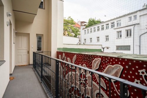 Prague Center Duplex - 4BR, 3.5Bath, AC, Projector 60 Apartamenty do wynajęcia