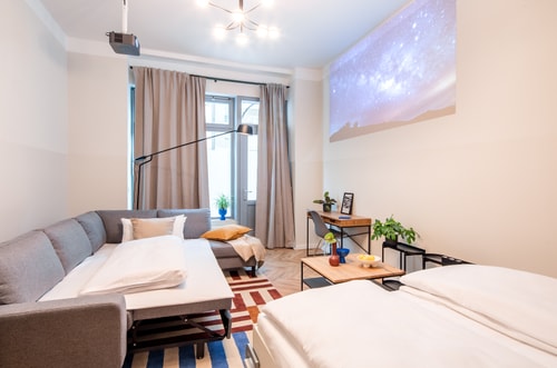 Breathe the Earthy Calm of a 150sqm Home in Berlin 8 Apartamenty do wynajęcia