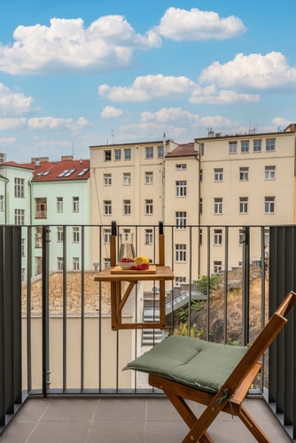 Prague Center Duplex - 4BR, 3.5Bath, AC, Projector 14 Apartamenty do wynajęcia