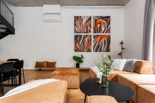 Prague Center Duplex - 4BR, 3.5Bath, AC, Projector 6 Apartamenty do wynajęcia
