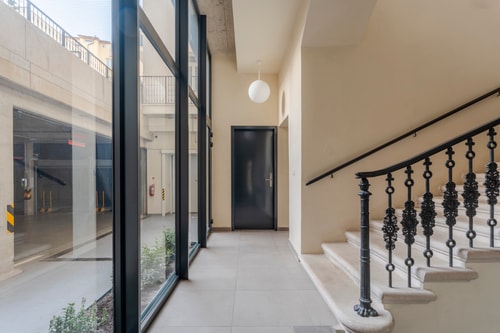 Prague Center Duplex - 4BR, 3.5Bath, AC, Projector 67 Apartamenty do wynajęcia