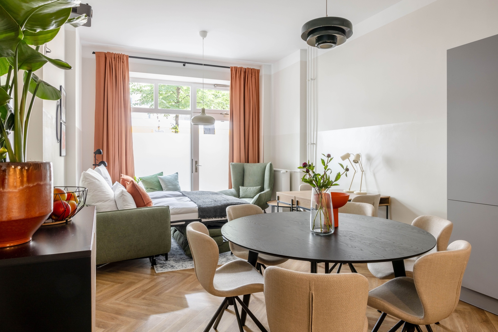 Minimalist & Mighty - 1 BR hosting up to 6 Apartamenty do wynajęcia