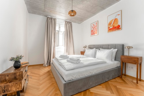 Antique Duplex Penthouse 2BR with 2Bath and AC-502 4 Apartamenty do wynajęcia