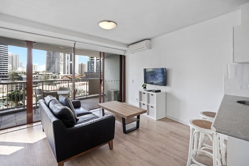 Broadbeach Views and Convenience, 610