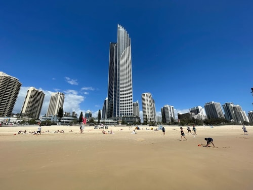 Beachfront Luxury in Soul Surfers Paradise 9th