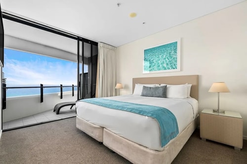 24th floor Luxury,  The Wave Broadbeach