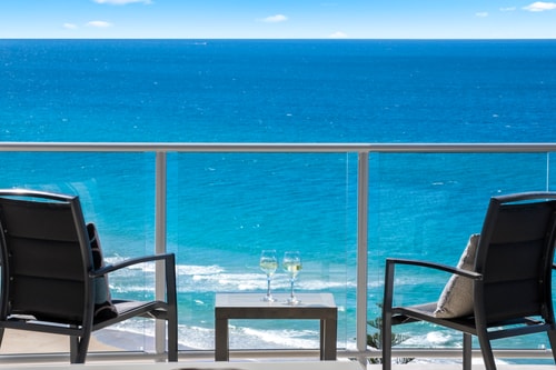 Beachfront Talisman 16th Floor, Ocean Views