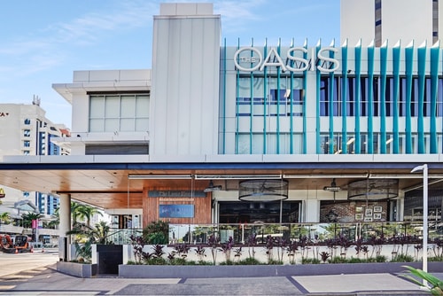 Broadbeach Mall Location, Victoria Square
