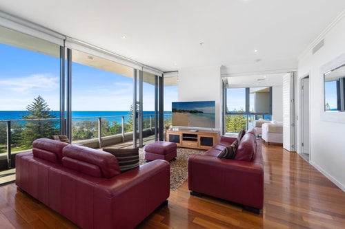 Beachfront Broadbeach Luxury #17