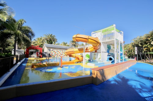 Poolside Ground Floor Turtle Beach Apt 224