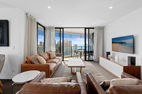 Oracle Tower 1 Luxury on the 24th floor