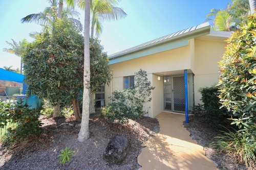 Poolside Villa Fun, Diamond Beach Resort 40