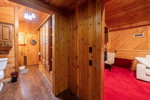 Skippers VA Lakefront 3BR | Dock + Firepit 19 Dwell