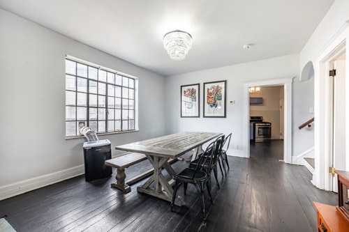 Stylish Detroit Stay | Close to City Highlights 8 Dwell