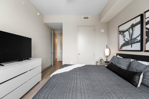 Chic Ft Lauderdale 2BR | Pool + Nightlife 23 Dwell