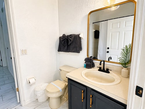 3BR Disney Getaway | Pool, Arcade & Tiki 24 Dwell