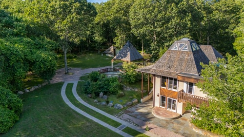 Charlestown Retreat | 2 Pools & Fire Pits 50 Dwell