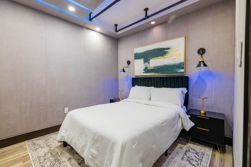 Bright & Airy Home w/Stylish, Contemporary Touches 28 Dwell