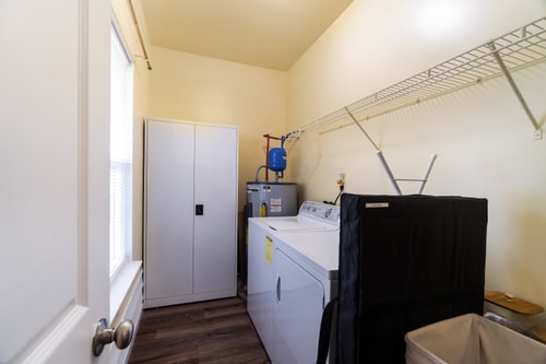 Uptown Charlotte 3BR | Hot Tub + Fire Pit 29 Dwell