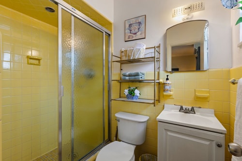 Relaxing 1BR w/ BBQ, Patio & Convenient Access 12 Dwell