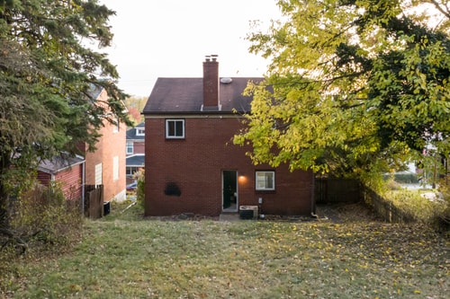 Quiet Pittsburgh 3BR | Parking, AC + Pets 12 Dwell