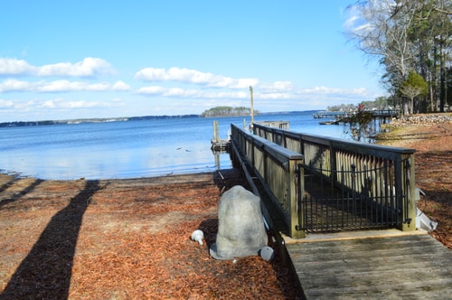 Lake Murray 5BR | Hot Tub + Outdoor Kitchen 54 Dwell