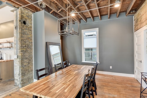 Downtown Milwaukee Area | 4BR Home | Sleeps 14 7 Dwell