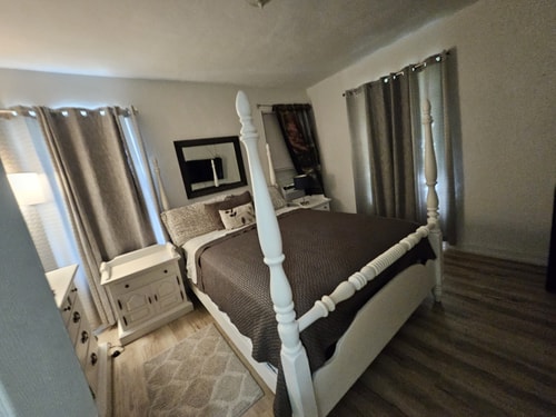 Brickell 2BR Retreat • Patio • Pets OK 43 Dwell