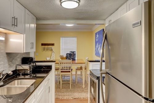 Hilton Head 2BR Townhome | Pool + Beaches 21 Dwell