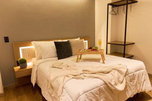 Estadio Jacuzzi Haven | Cozy Rosa Negra Suite 12 Dwell