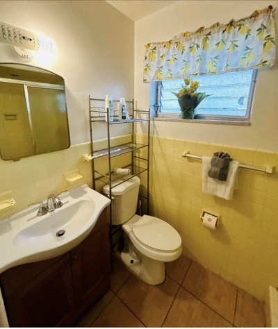 Modern 1BR Hollywood Studio - Enjoy Garden & BBQ 3 Dwell