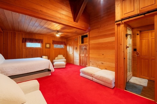 Skippers VA Lakefront 3BR | Dock + Firepit 18 Dwell