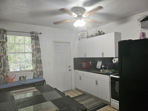 Brickell 2BR Retreat • Patio • Pets OK 28 Dwell