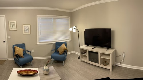 Bright 2BR in Hilton Head | Pool + Parking 1 Dwell