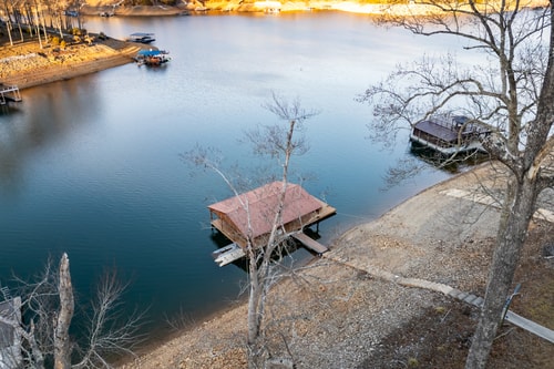 Norris Lake Cabin | Dock + Kayaks + Games 72 Dwell