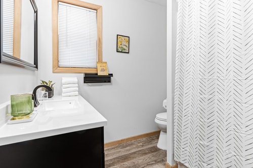 St Paul 6BR | 2 Kitchens + Game Room 33 Dwell