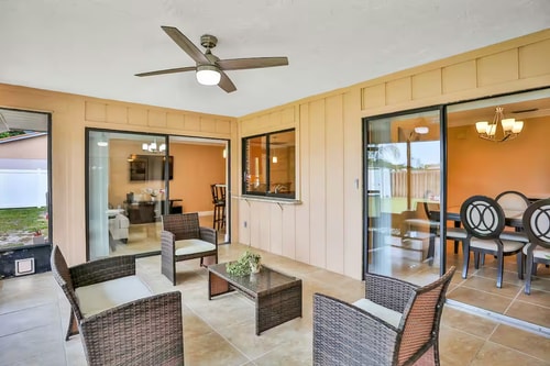 Sarasota 3BR | Pet-Friendly, Fenced Yard 4 Dwell