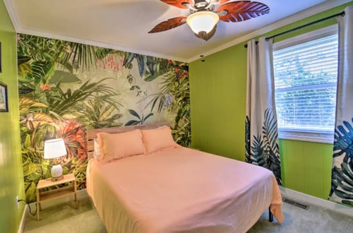 Smithfield Riverfront | Private Beach + Dock 13 Dwell