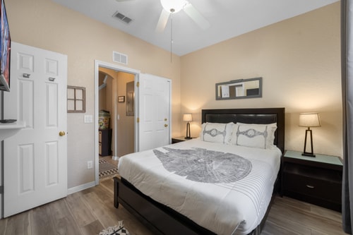 Disney-Area 4BR Townhome | Resort Amenities 1 Dwell