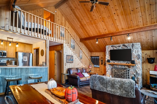 Norris Lake Cabin | Dock + Kayaks + Games 11 Dwell