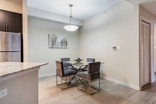 Spacious 3BR | Pool, Gym, Near Beach & Speedway 12 Dwell