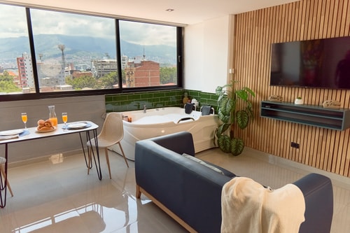 Jacuzzi Retreat | Cozy Aparta-Suite | Rosa Negra 5 Dwell