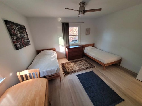 Newport News 4BR | Saltwater Pool & View 7 Dwell