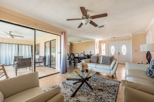 Sarasota 3BR | Pet-Friendly, Fenced Yard 6 Dwell