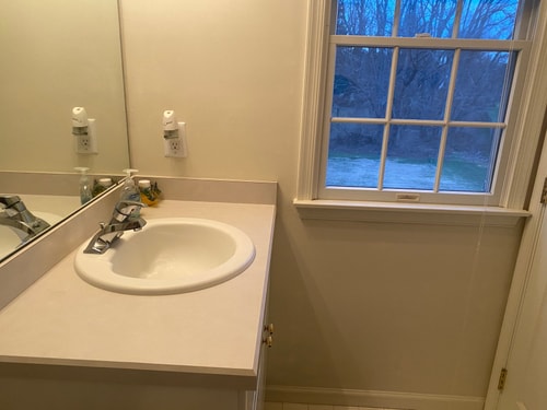 Quiet Lumberton Room with Hot Tub 4 Dwell